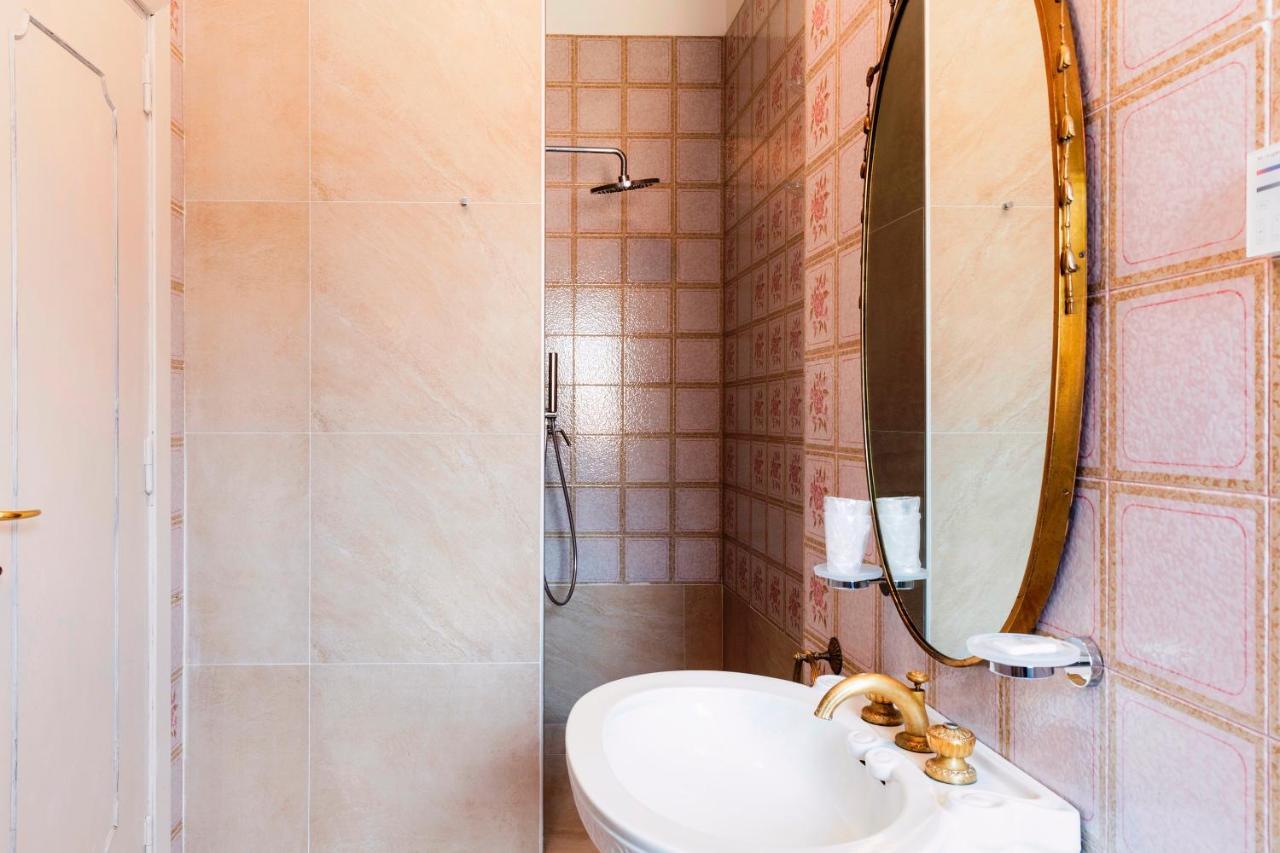 Roma Talenti Fucini B&B Luaran gambar